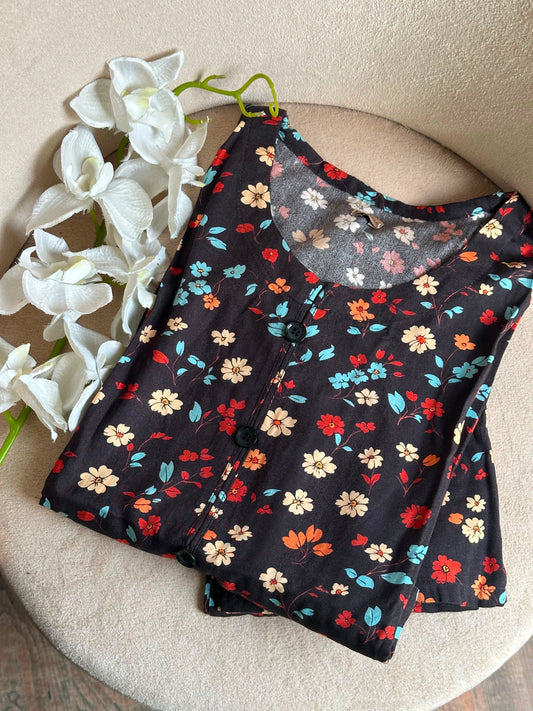 Black flower linen