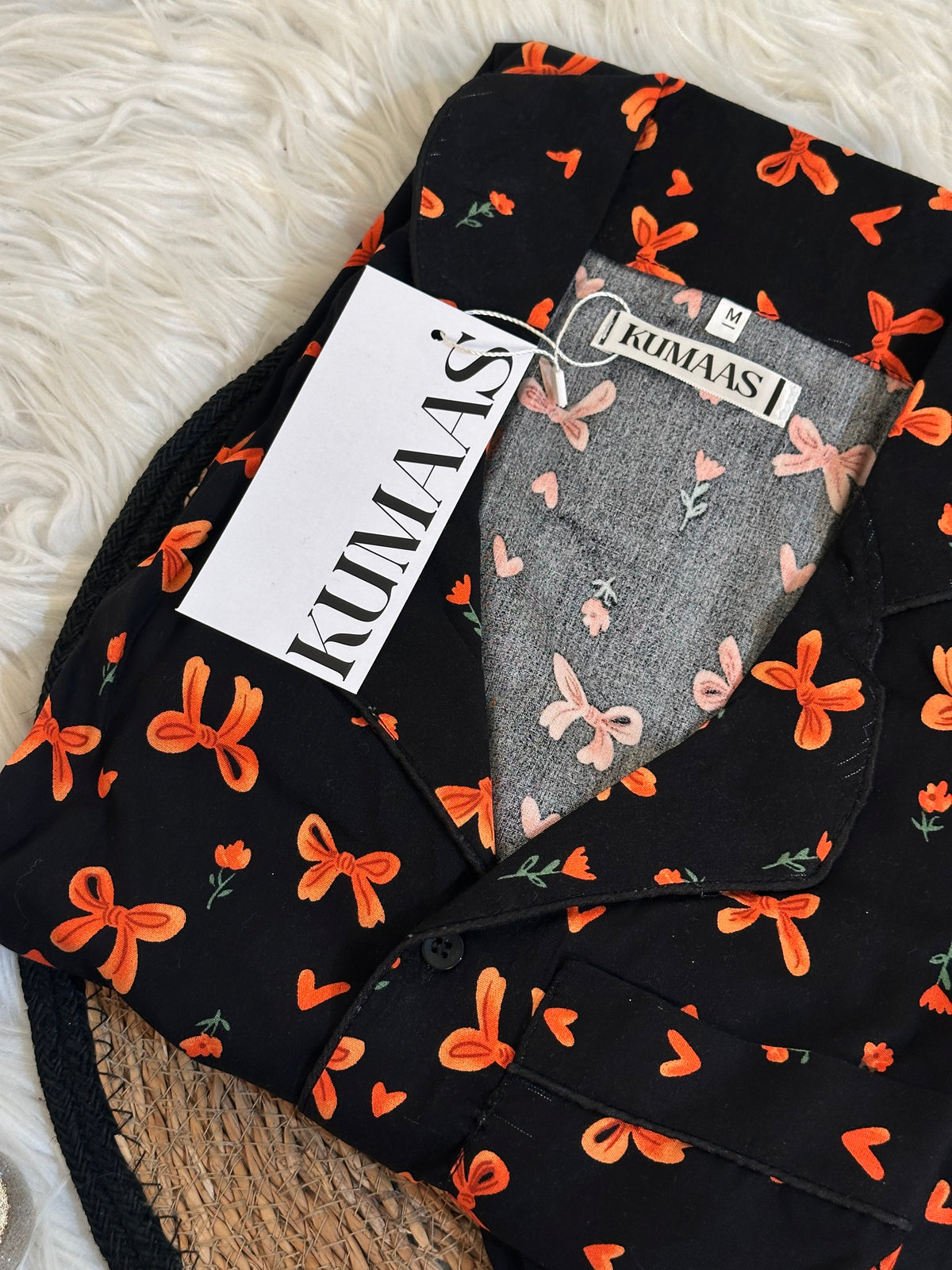 Black bow pjs.