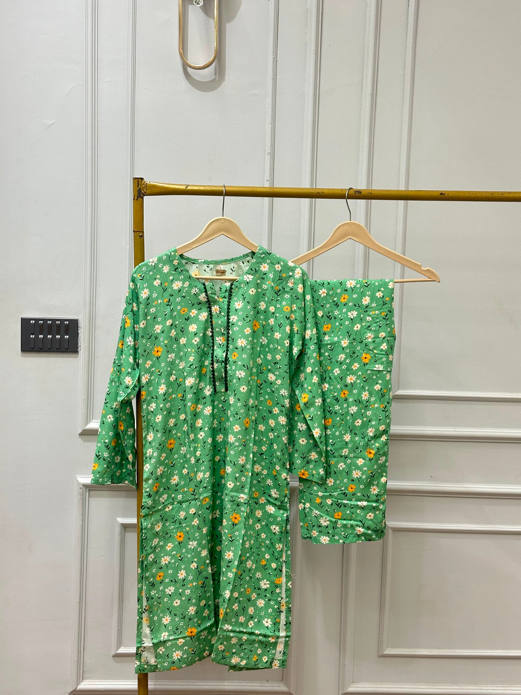 Mint green linen
