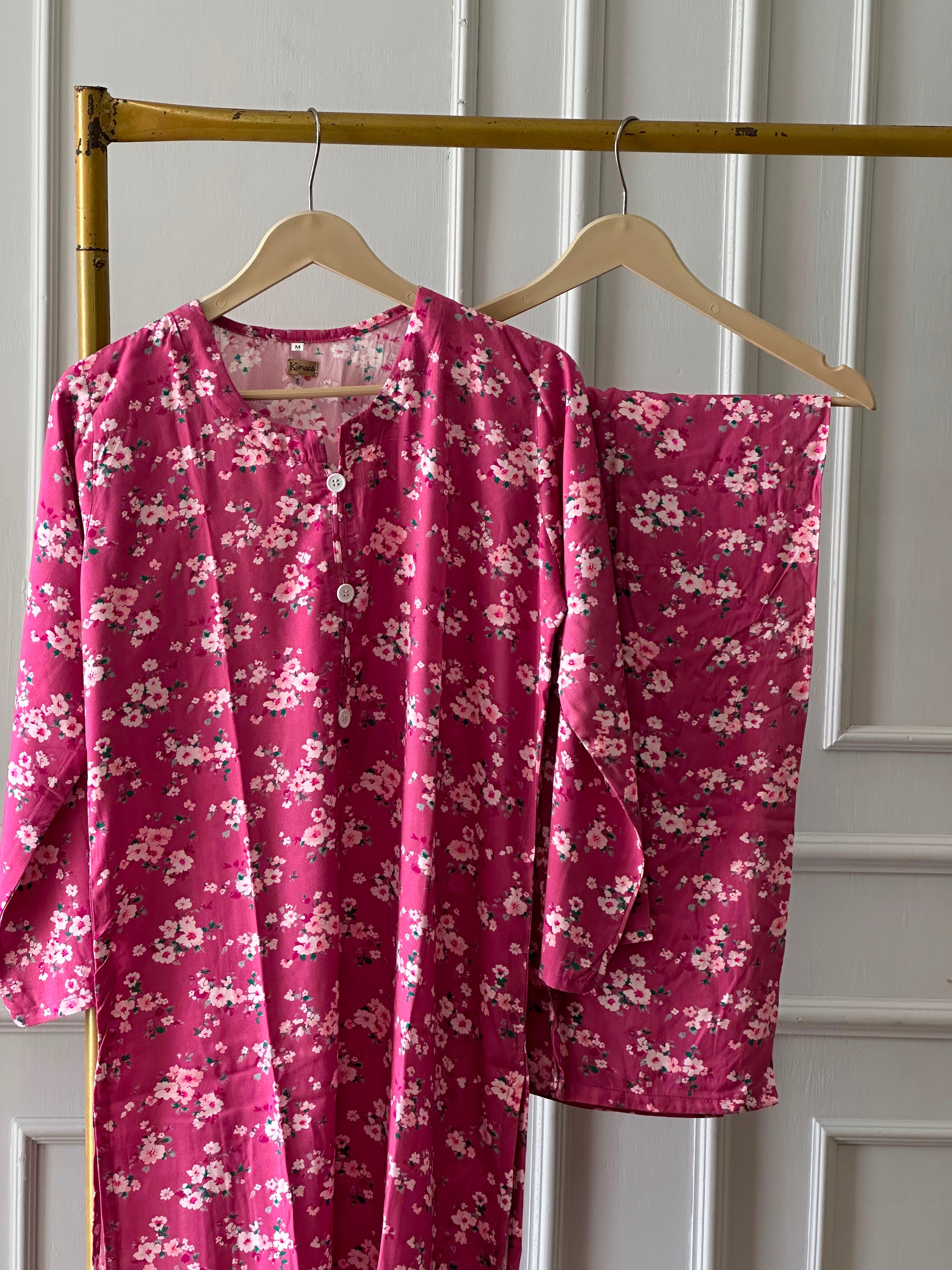 Magenta medow linen