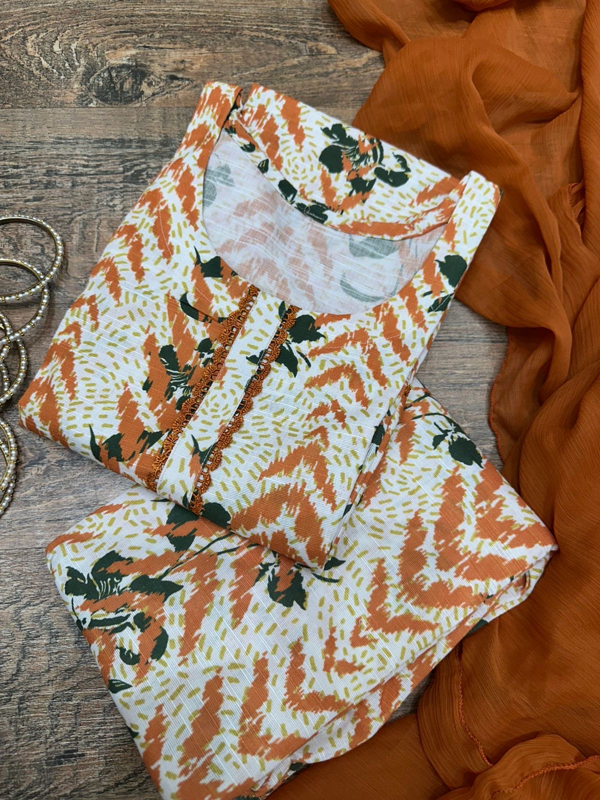 White tangerine khaddar