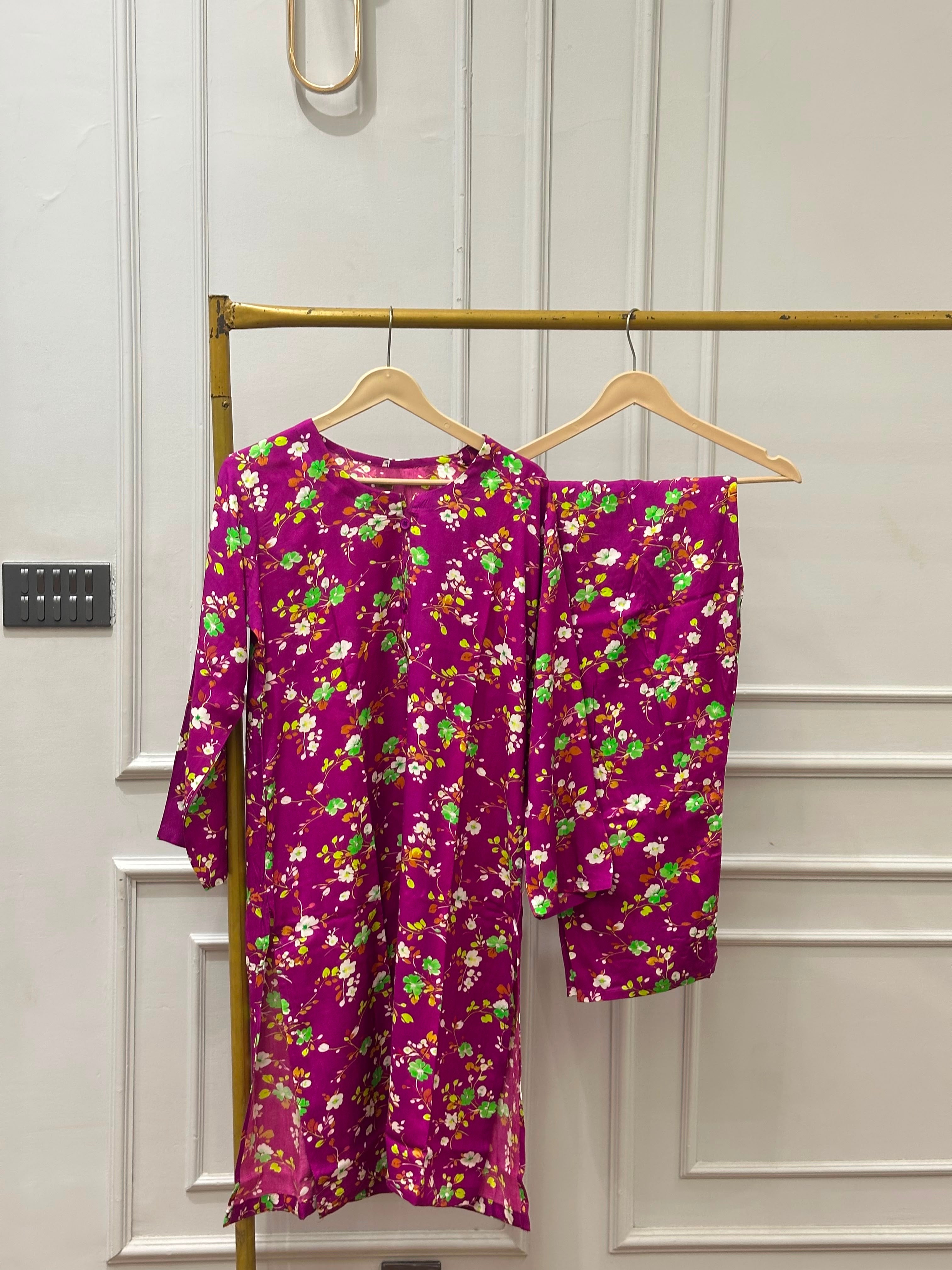 Berry blossom linen