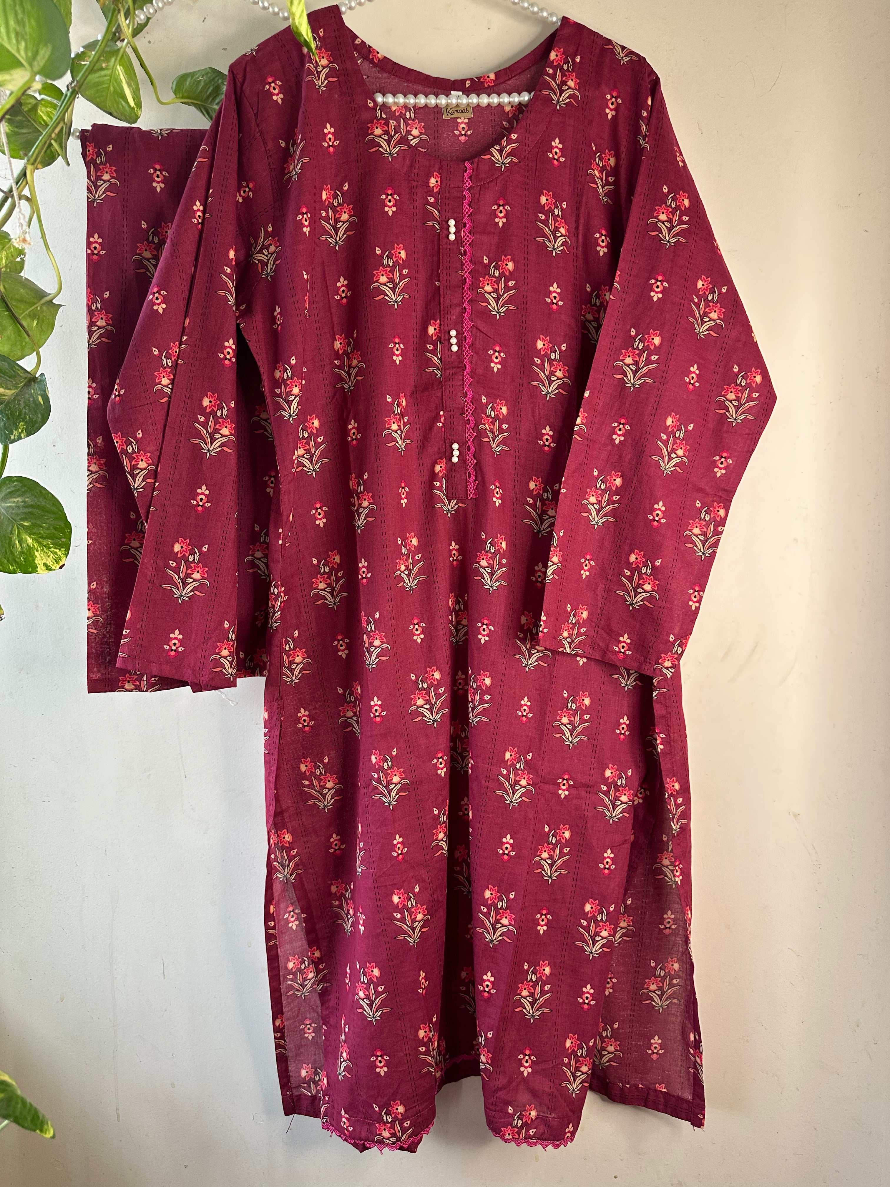 Floral maroon lawn