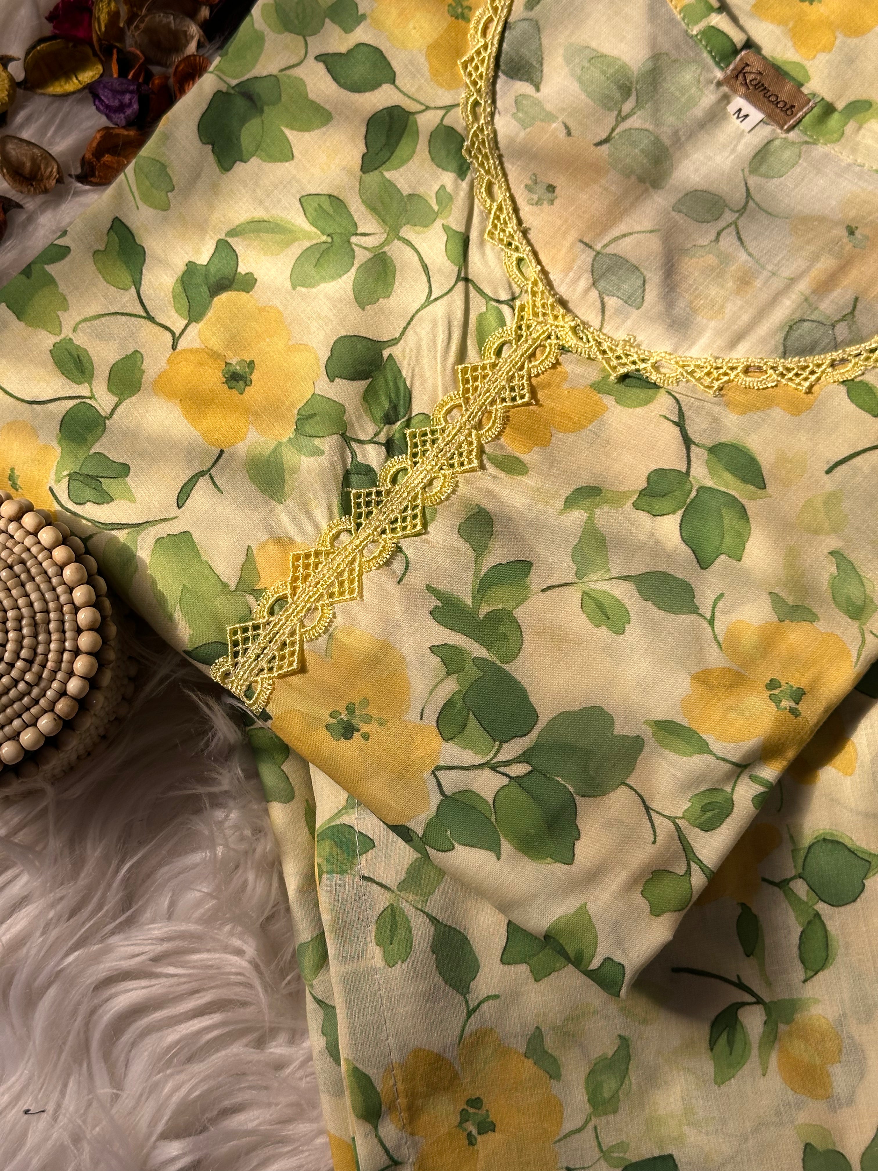 Floral pistachio lawn