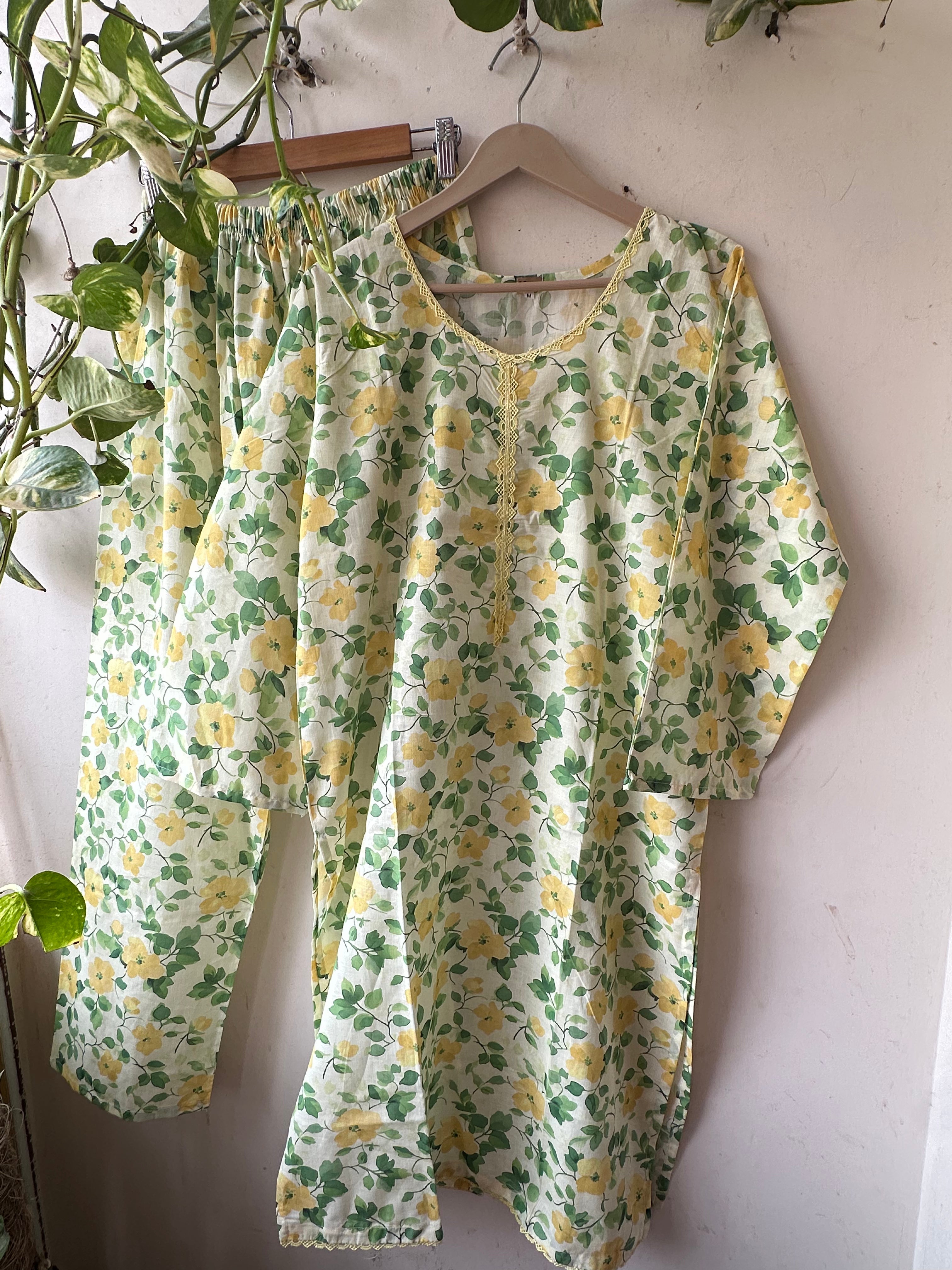 Floral pistachio lawn