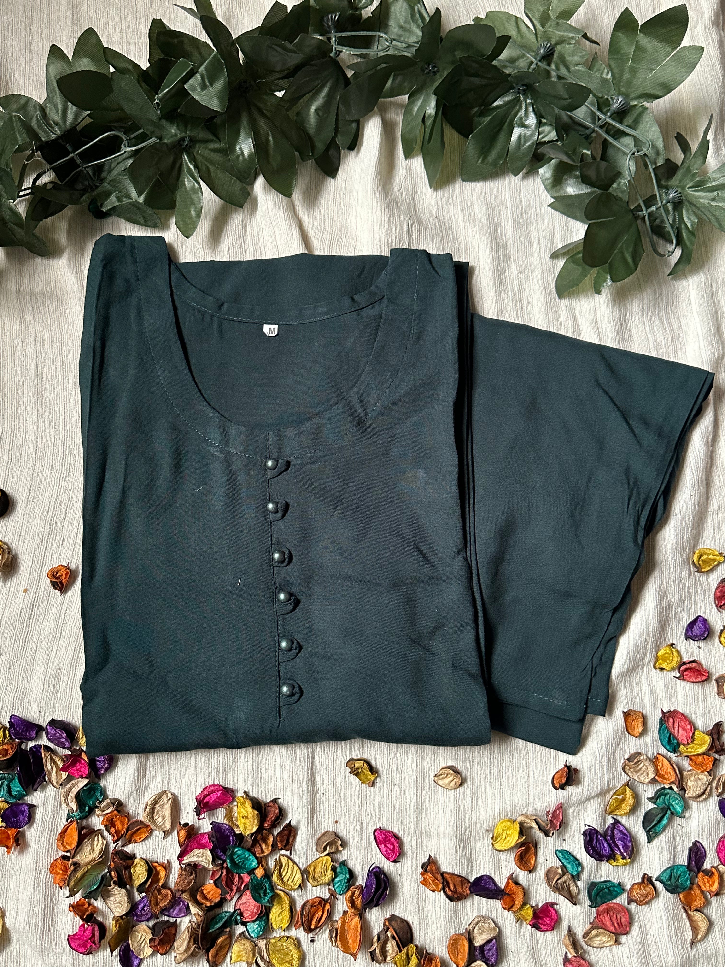 Green linen solid