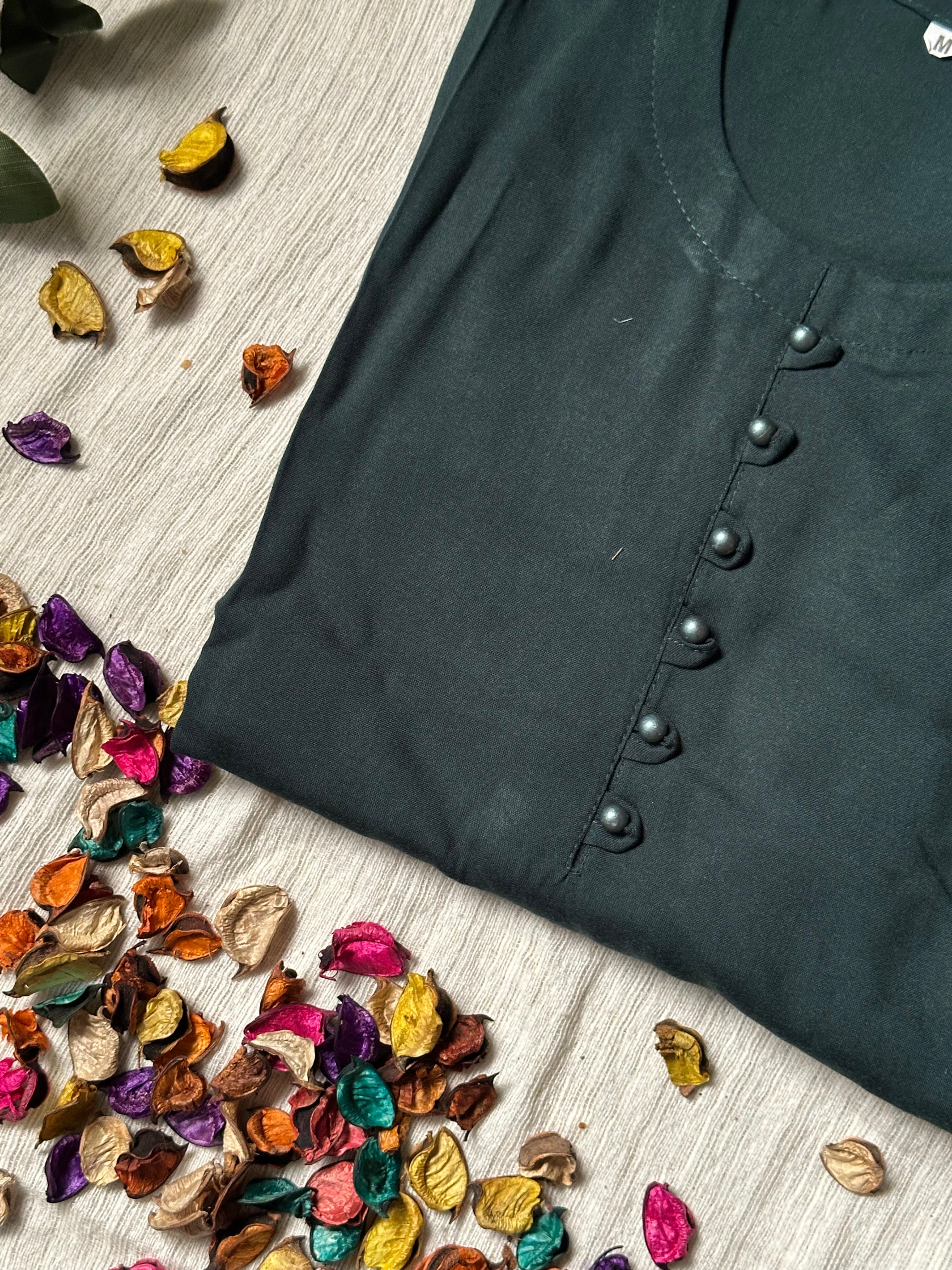 Green linen solid