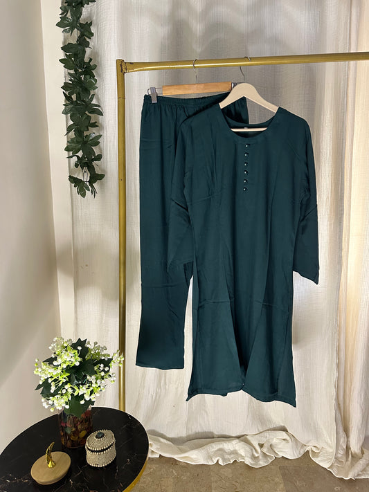 Green linen solid