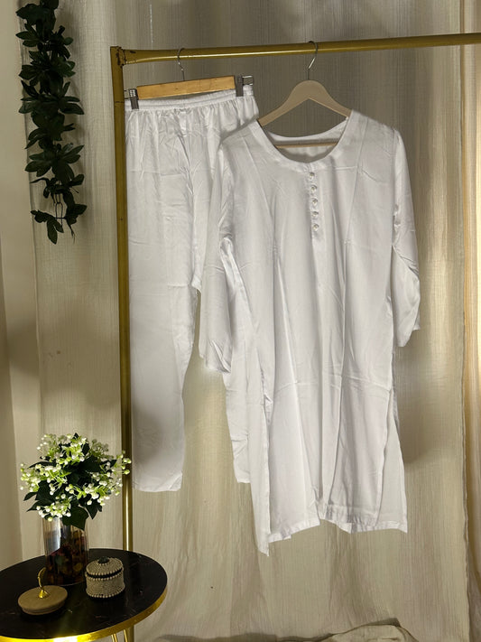 White linen solid