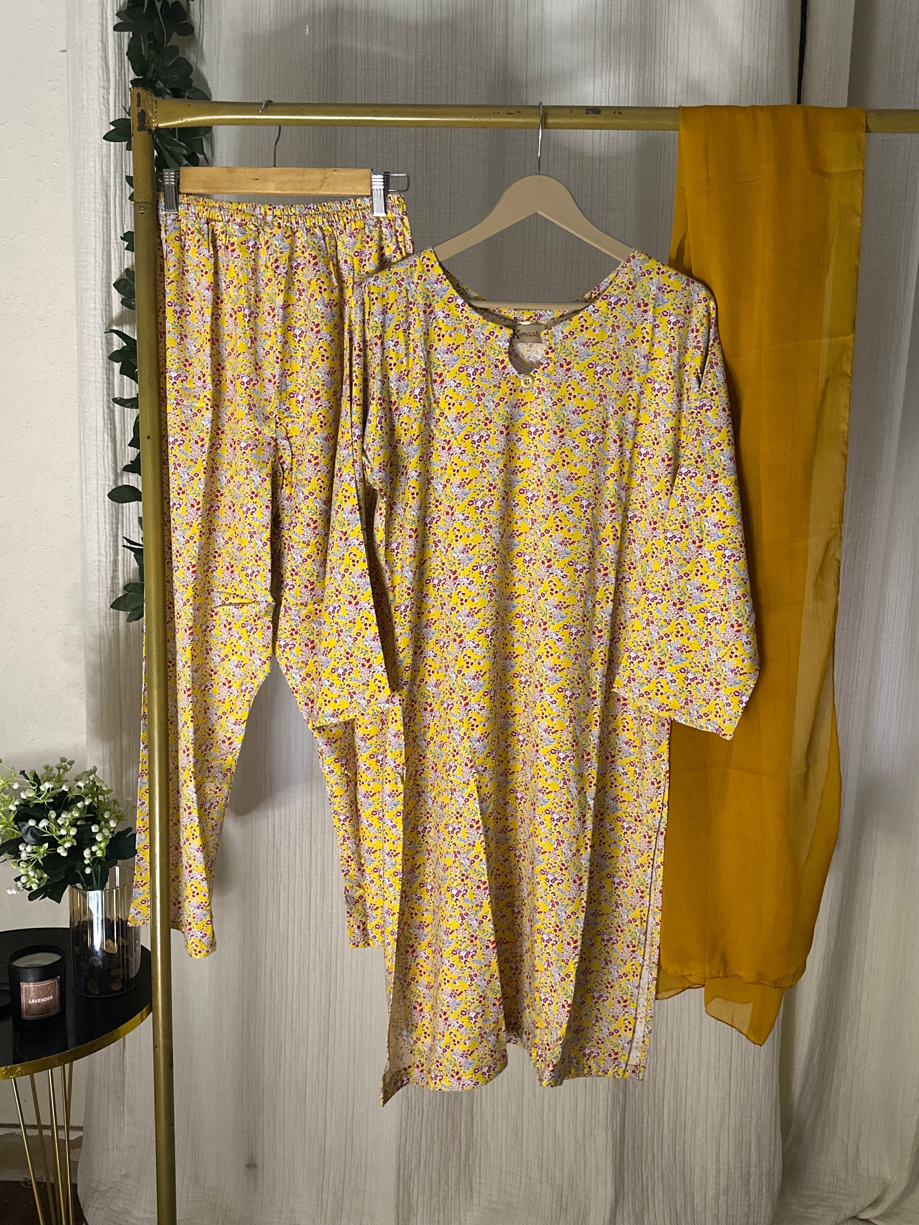 Min Yellow  linen