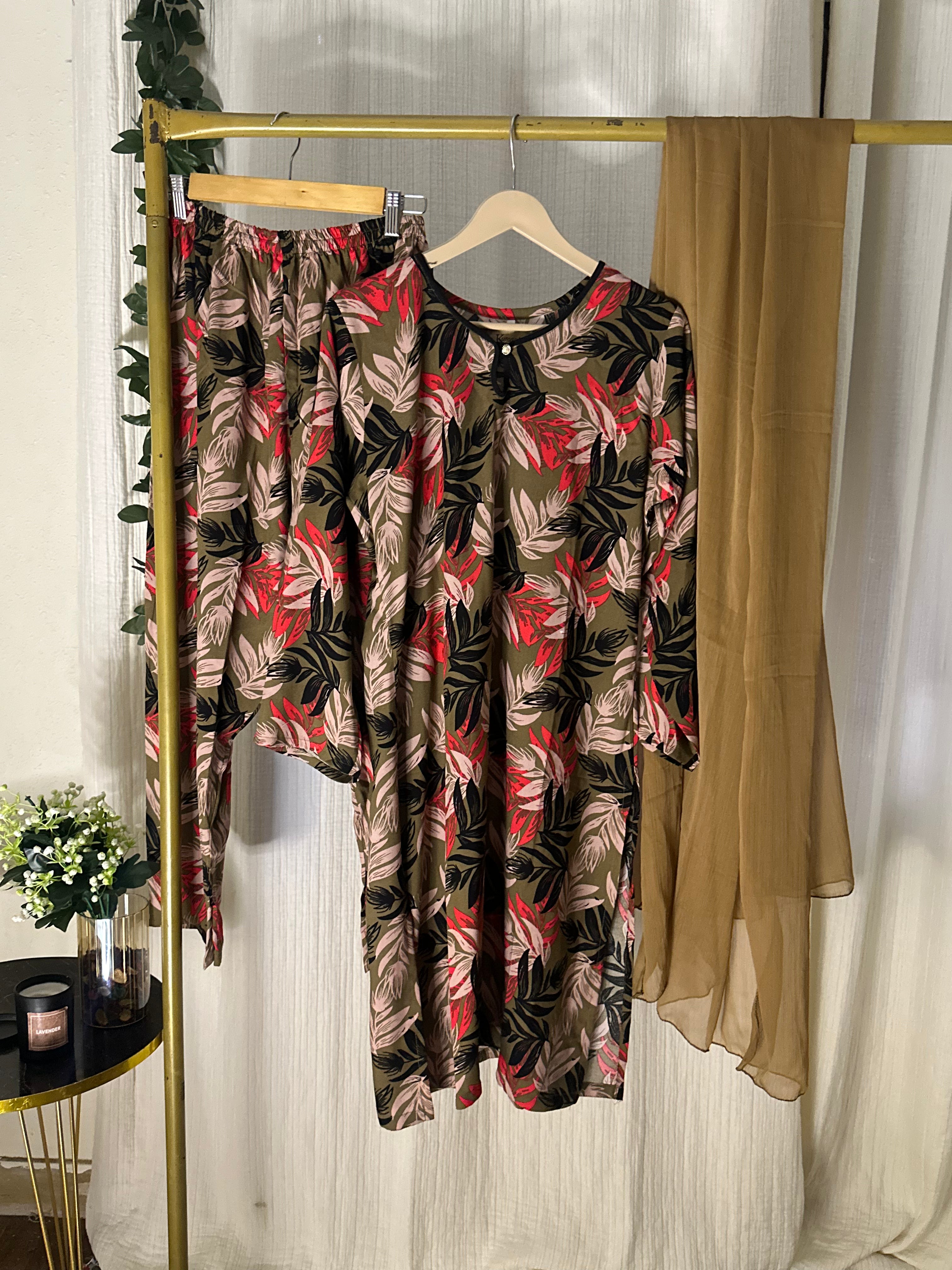 Mud feather linen