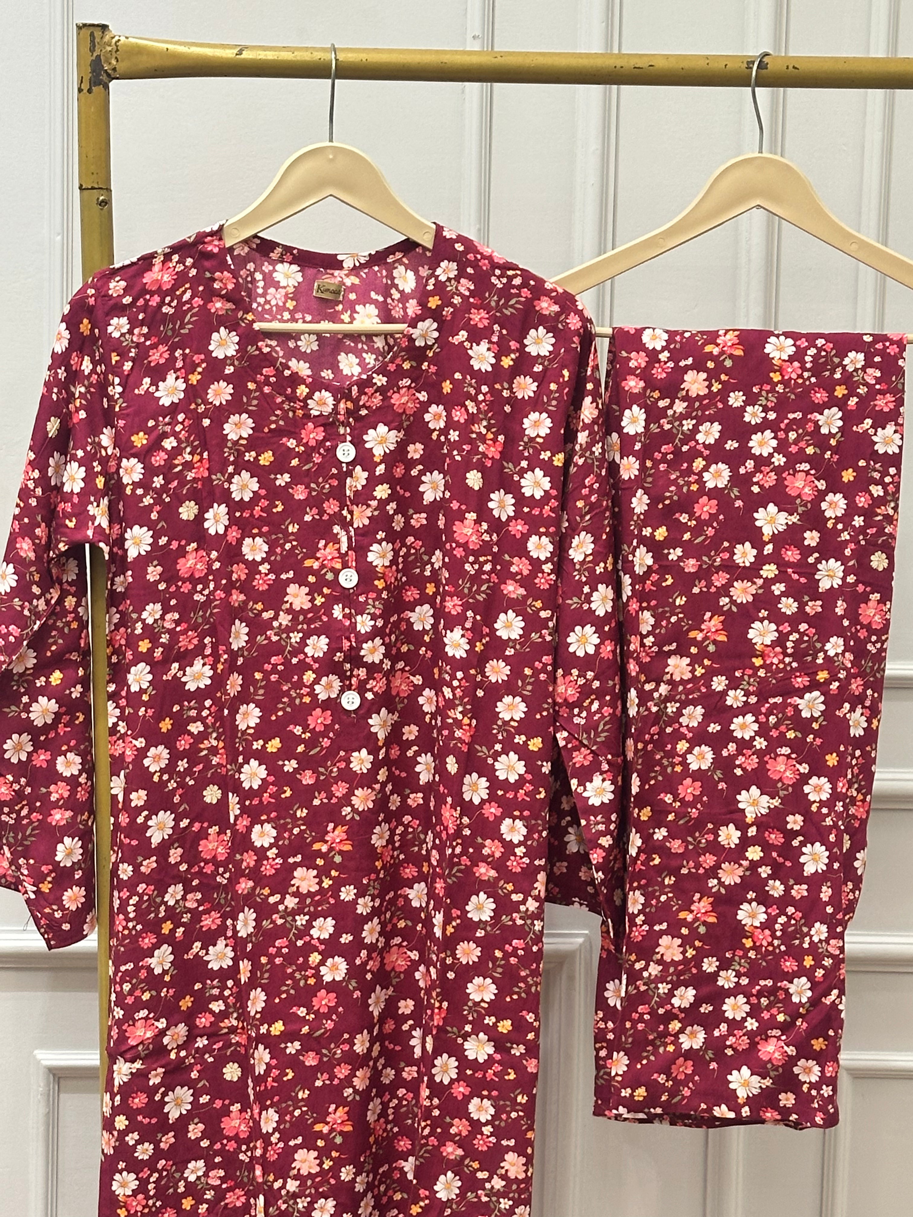 Cherry daisy linen