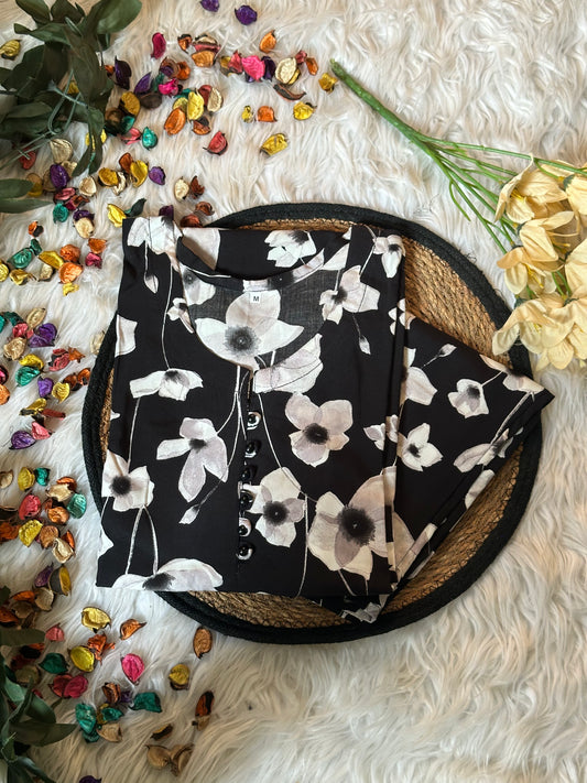 Monochrome linen