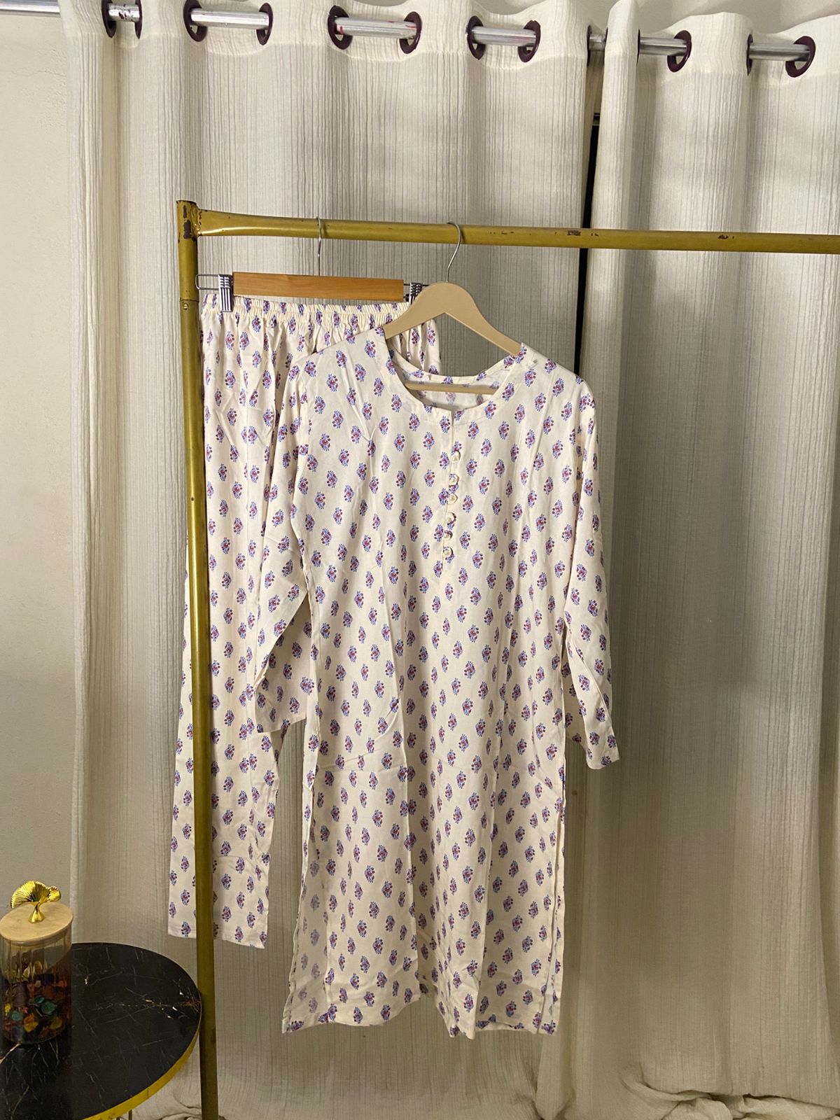 Pearl saphire linen