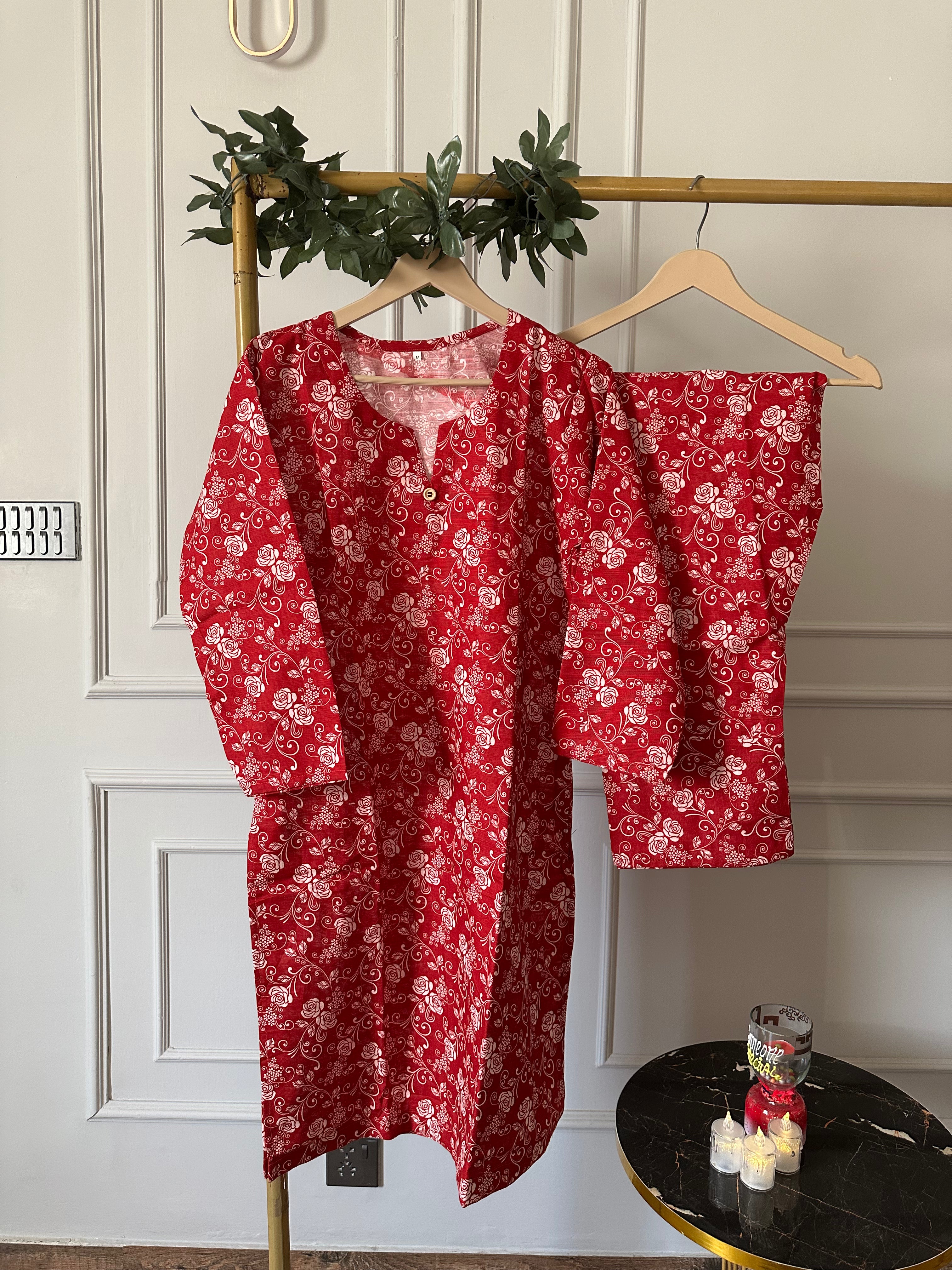 Kadder Color Bloody red khaddar – Kumaas