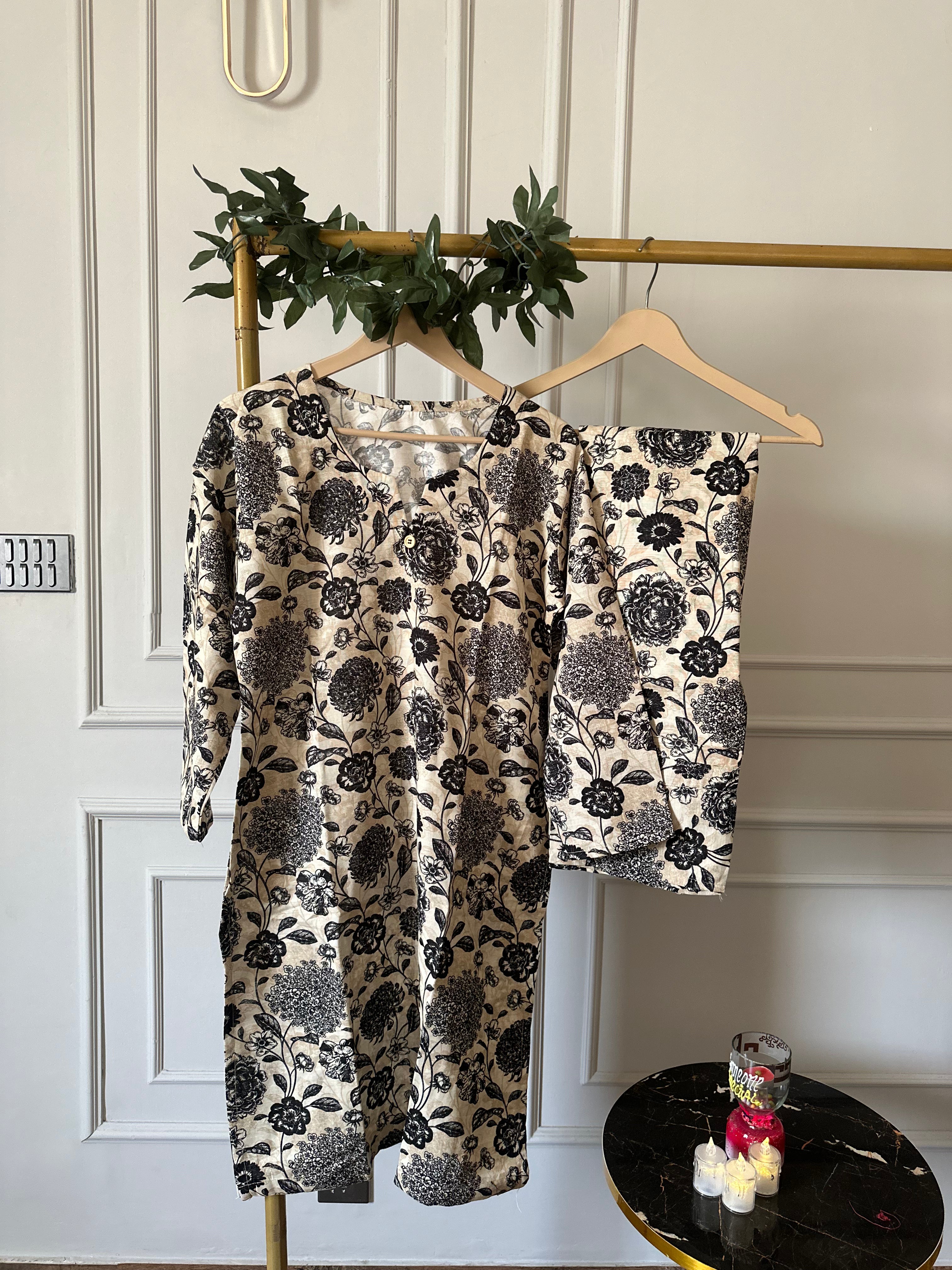 offwhite blacky khaddar