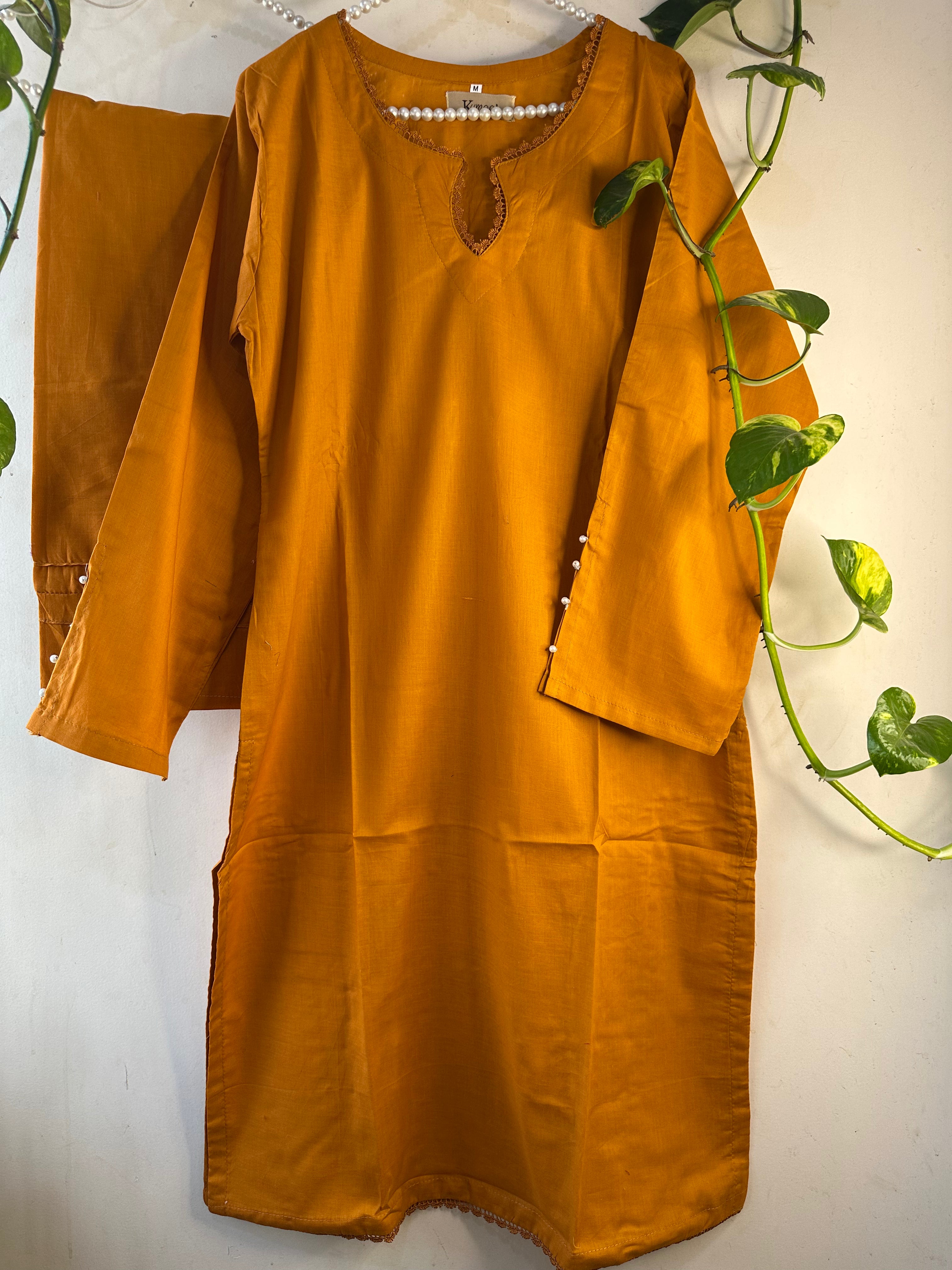 Orange solid lawn