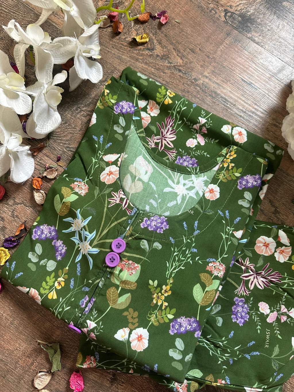 Green forest linen