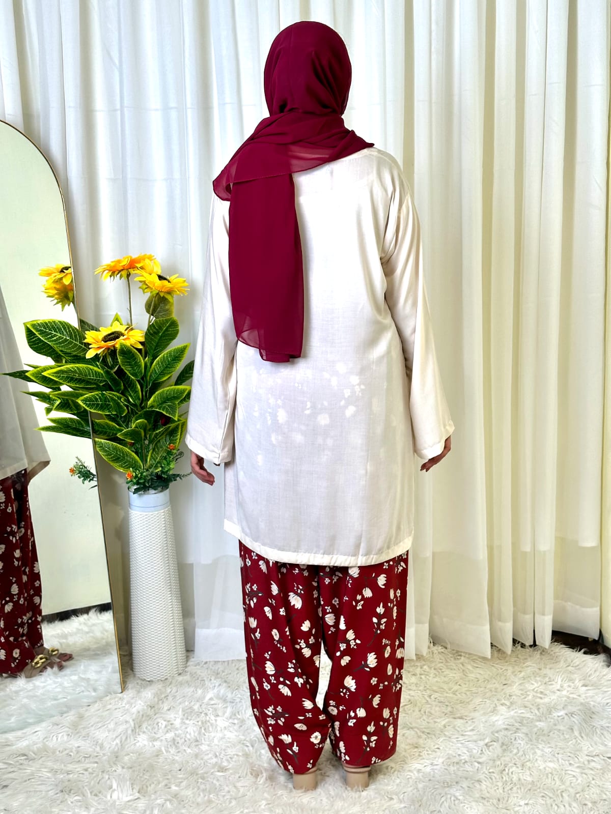 White flora farshi shalwar