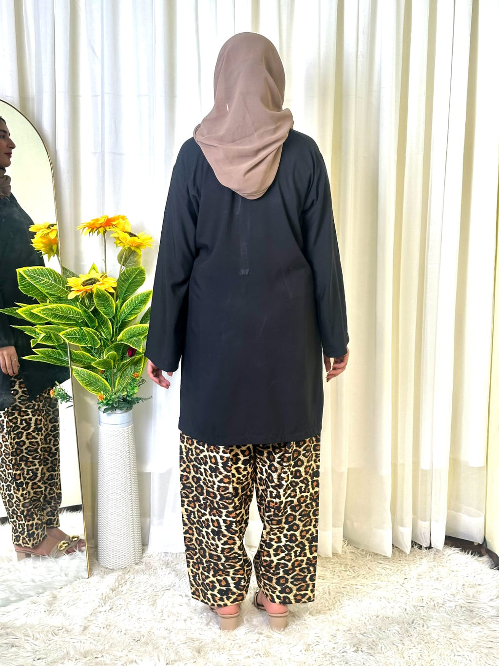 Cheetah farshi shalwar