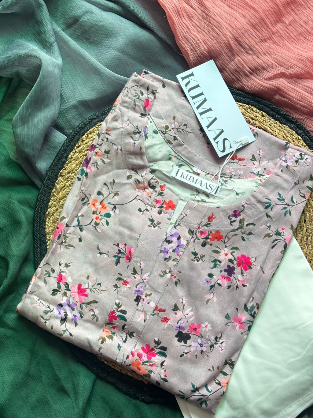 Dusty garden linen kurti