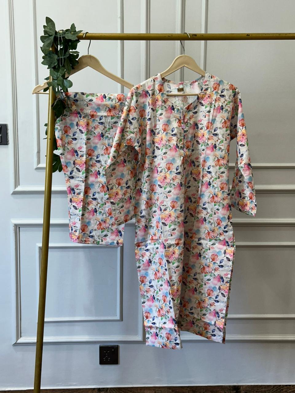 Canvas Bloom Lawn