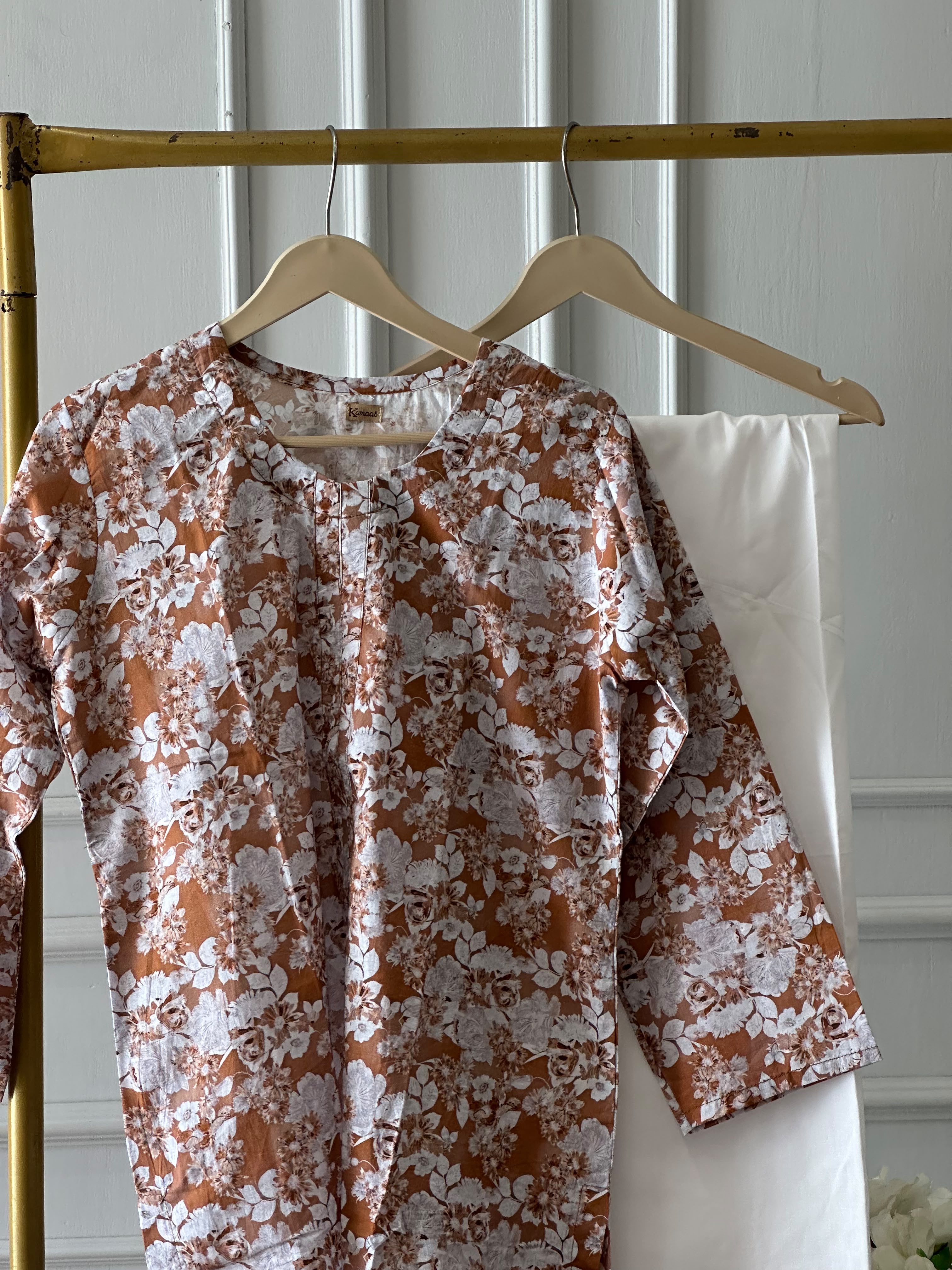 Caramel Blossom Lawn