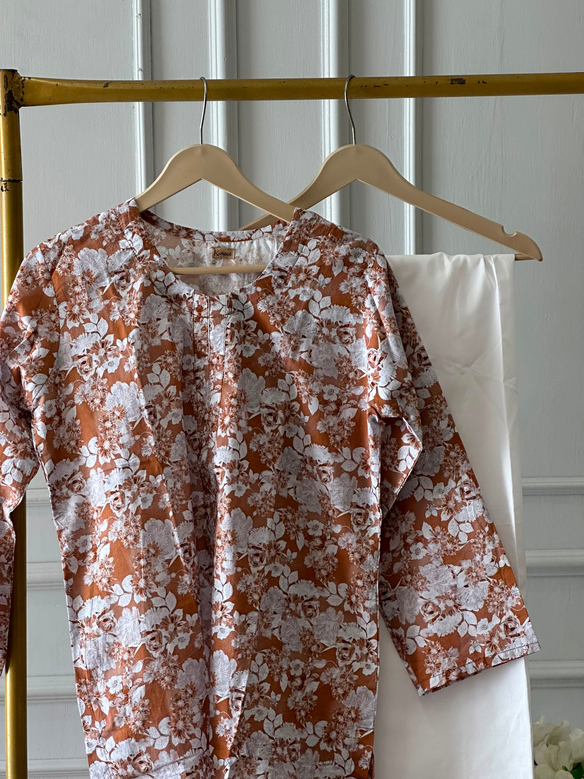 Caramel Blossom Lawn