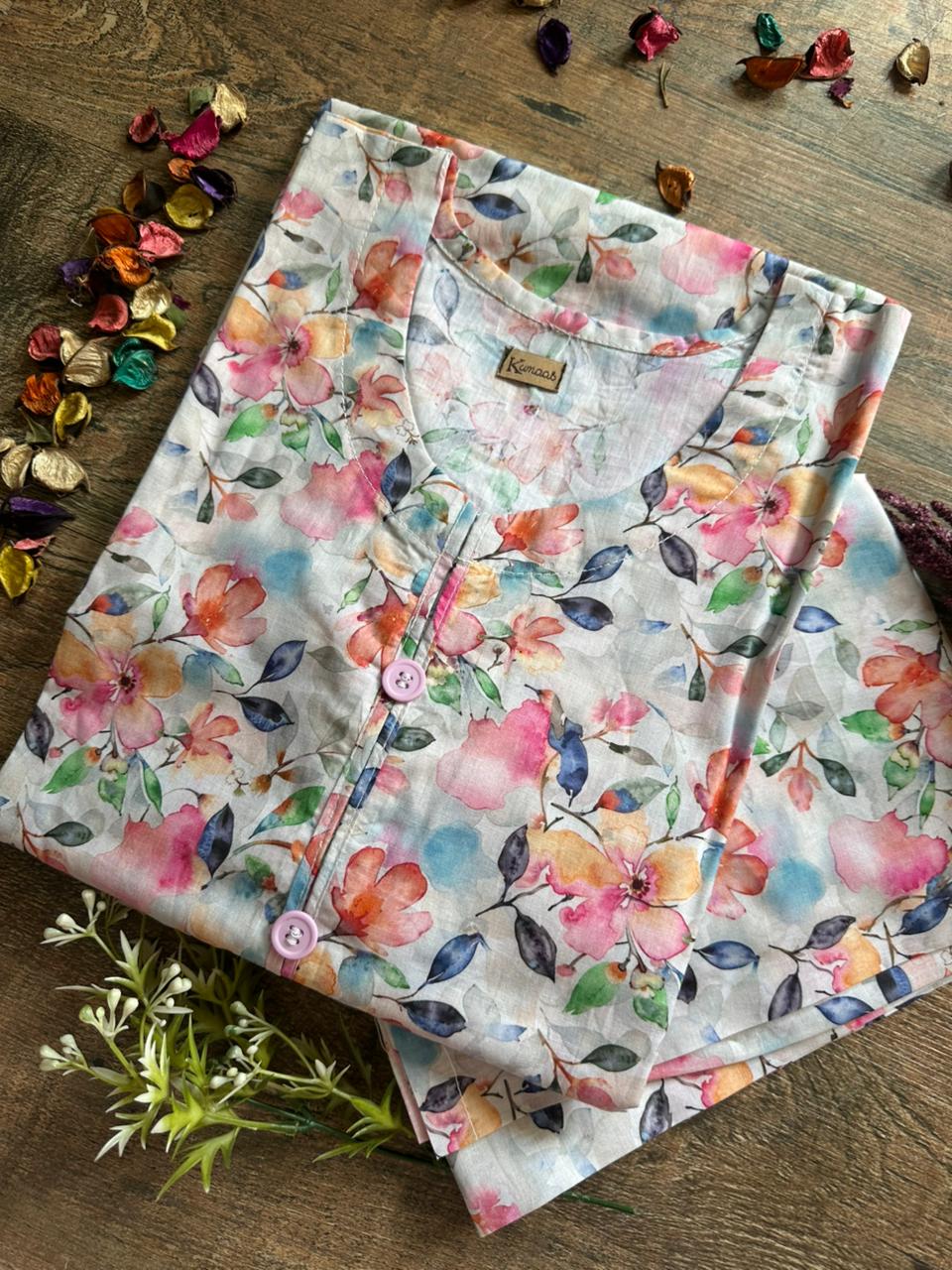 Canvas Bloom Lawn