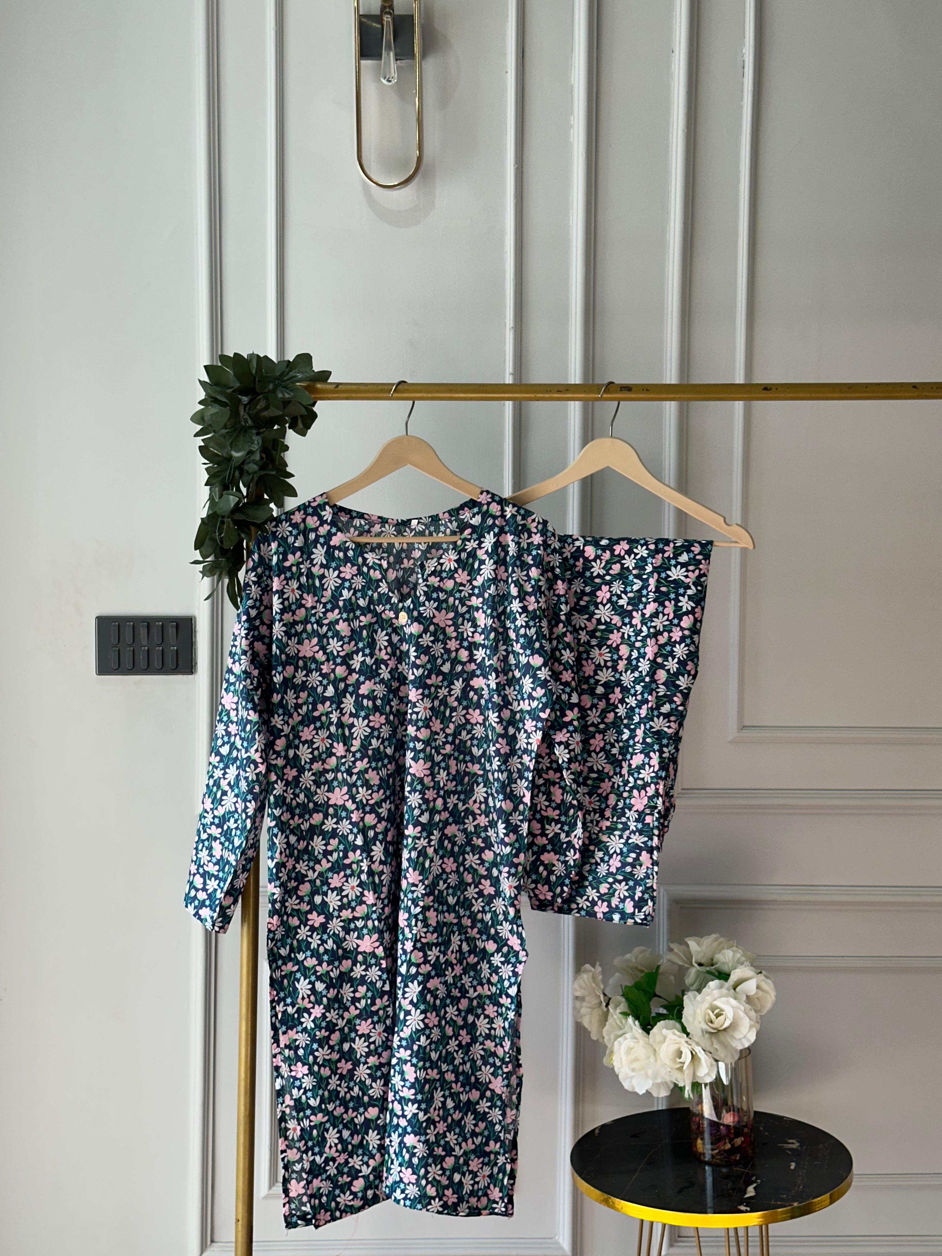 Midnight daisy  lawn